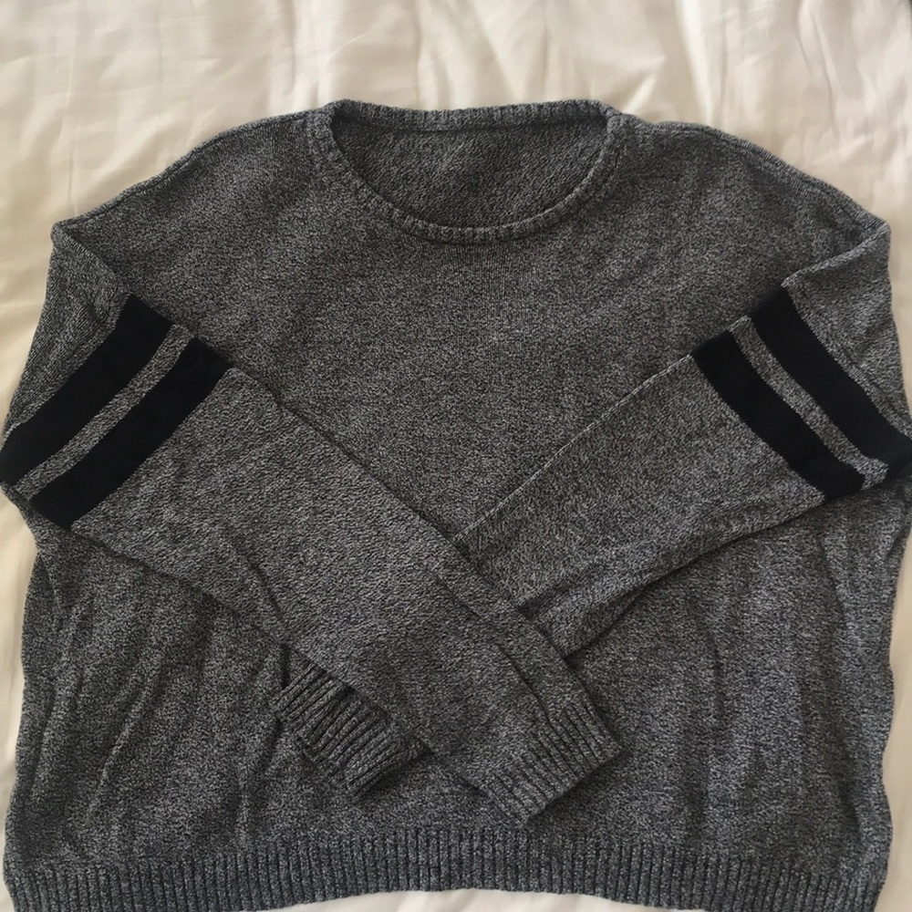 Brandy Melville sweater